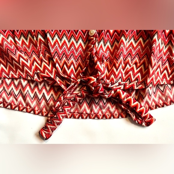 Lucky Brand Live in Love Women’s Chevron Patterned Red Blouse Size Small - Picture 7 of 12